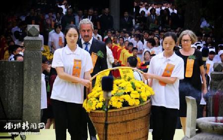 10535992_265832 10535992_265832