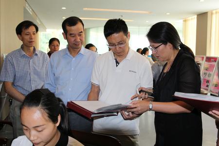 参观常山县治水办阶段性成果展